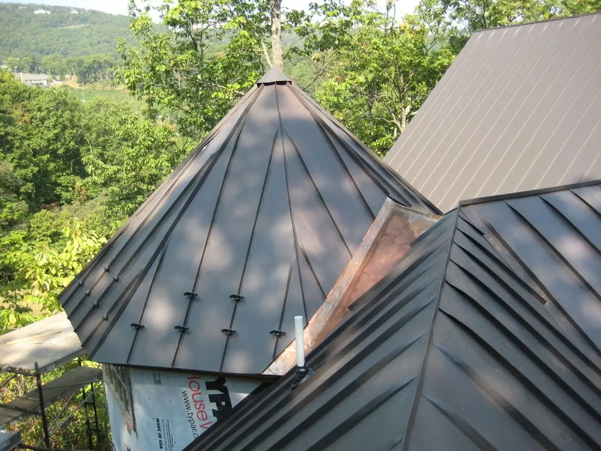 Professional Roof Tarp Installation by Craftsman Roofing in East Anaheim